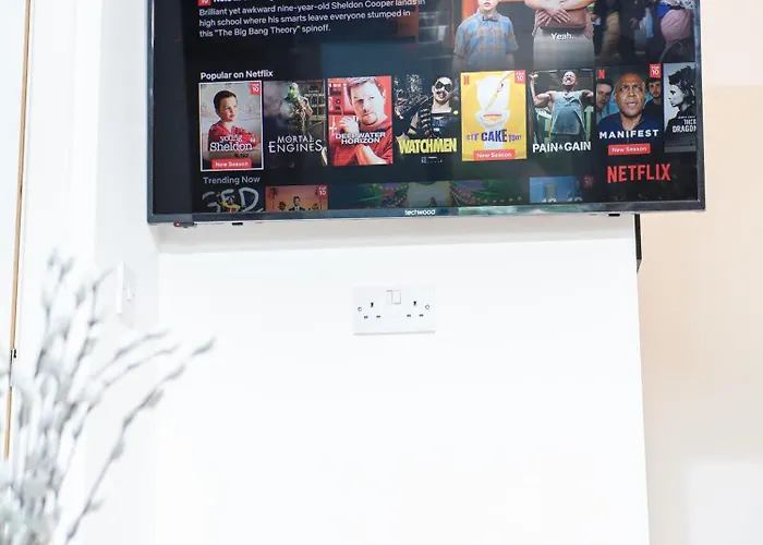 1 Bedroom Kirkstall Centre Ideal For Corporate Guests, Free Parking *