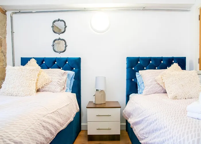 1 Bedroom Kirkstall Centre Ideal For Corporate Guests, Free Parking *