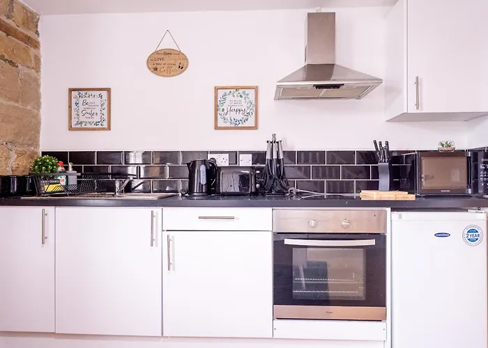 1 Bedroom Kirkstall Centre Ideal For Corporate Guests, Free Parking Apartment Leeds (West Yorkshire)