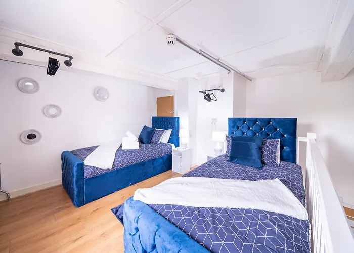 1 Bedroom Kirkstall Centre Ideal For Corporate Guests, Free Parking Leeds (West Yorkshire)